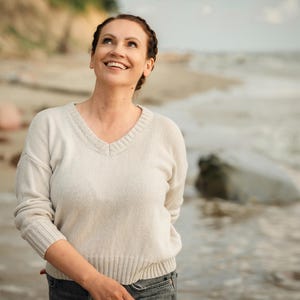 Handmade Merino Wool & Cashmere Sweater ROMA| Cozy Women’s Knit Pullover | Soft Luxury Knitwear | Neutral Sustainable Sweater